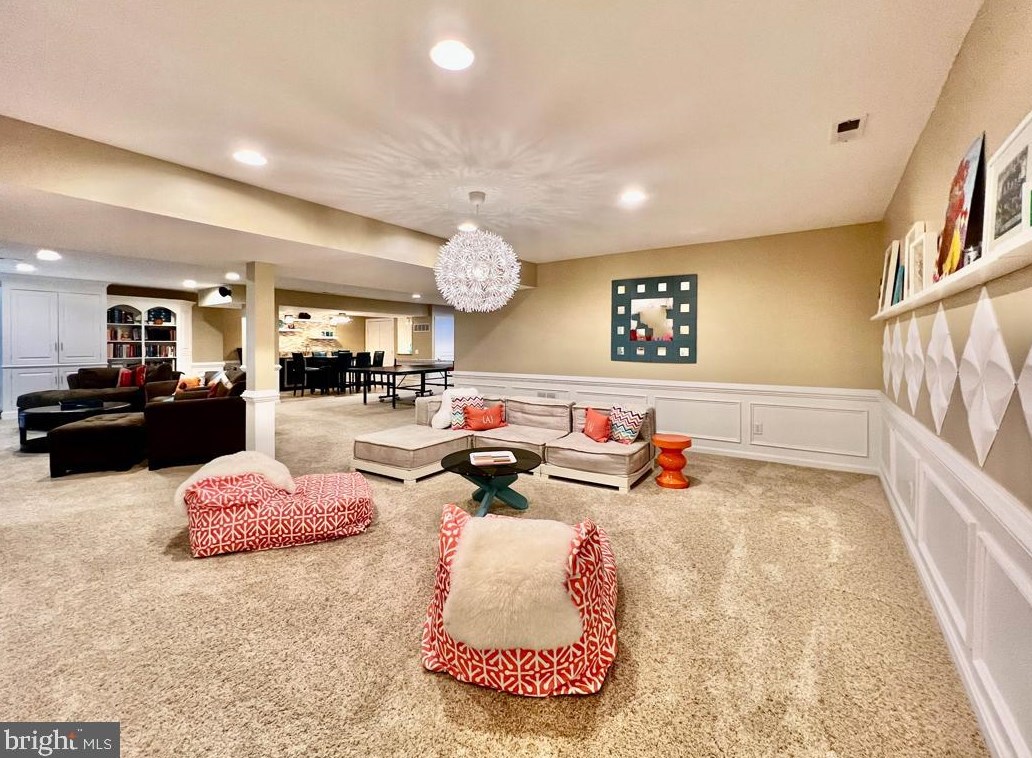 16 Eagleton Farm Rd, Upper Makefield PA 18940-4214 exterior