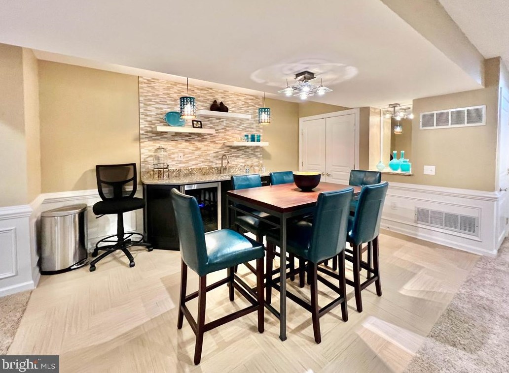 16 Eagleton Farm Rd, Upper Makefield PA 18940-4214 exterior