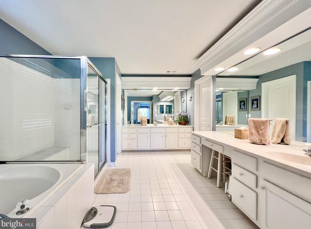 16 Eagleton Farm Rd, Upper Makefield PA 18940-4214 exterior