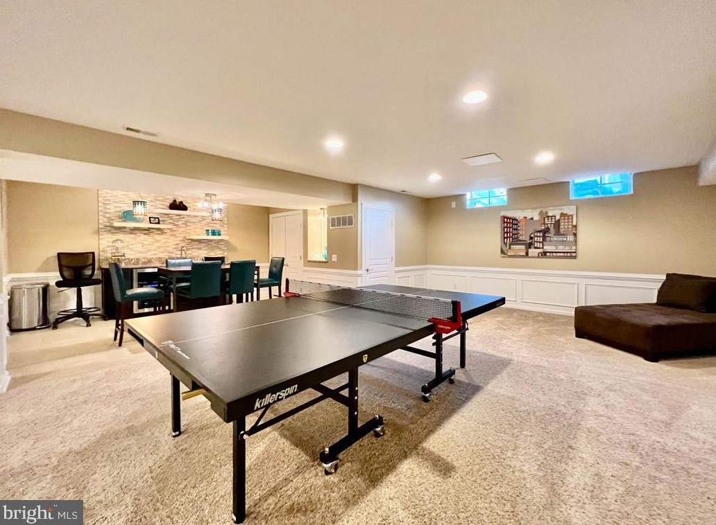 16 Eagleton Farm Rd, Upper Makefield PA 18940-4214 exterior