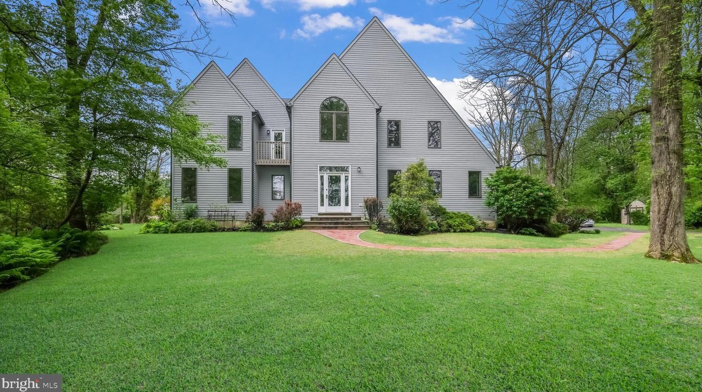 1880 Swamp Rd, Furlong, PA 18925