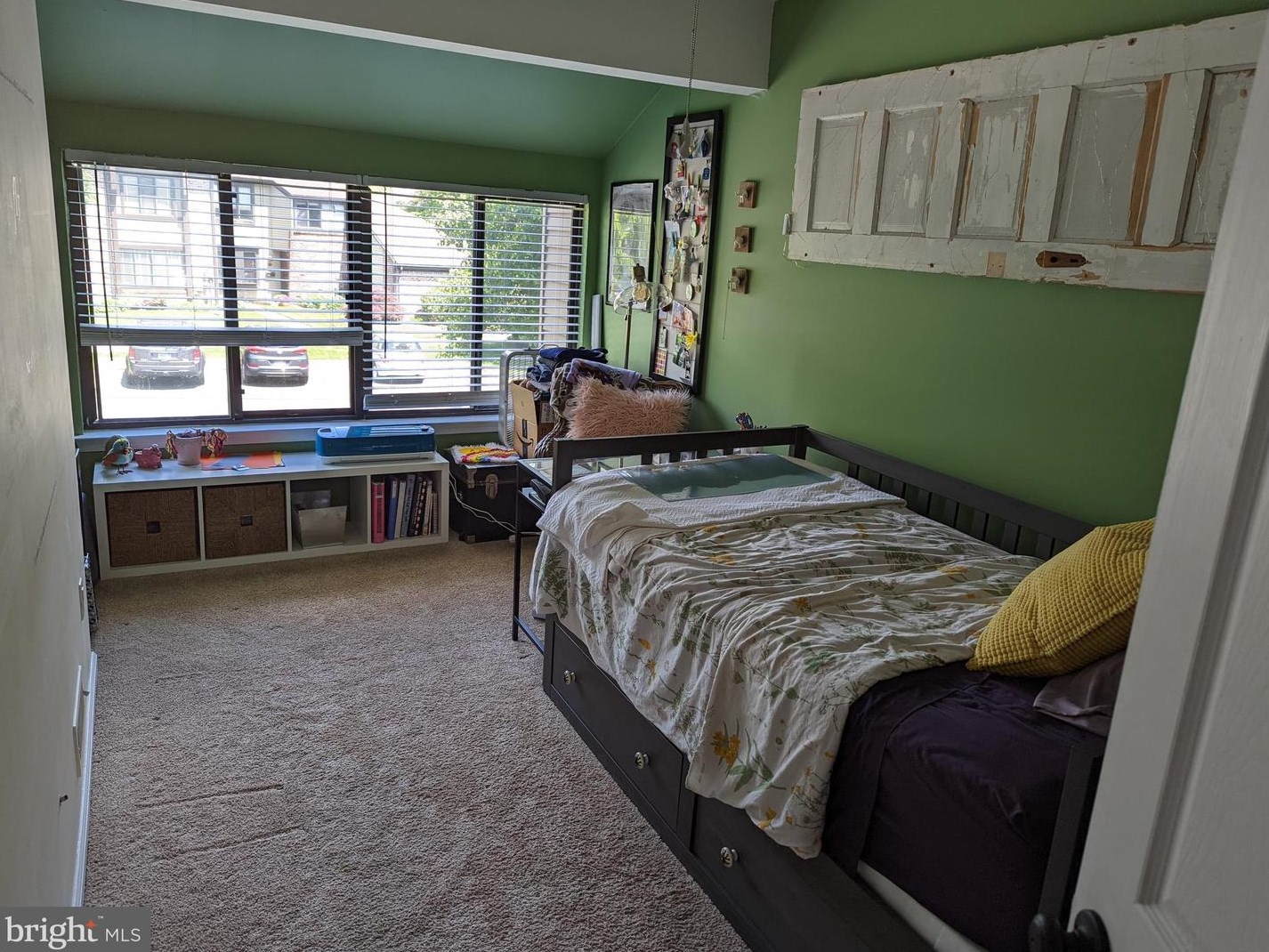 4 Bennington Pl, Upper Makefield PA  18940-1702 exterior