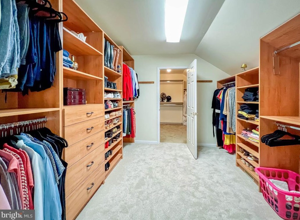 1 Autumn Dr, Upper Makefield PA  18940-1764 exterior