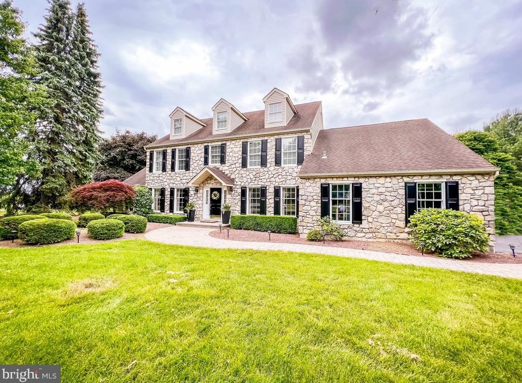 1 Autumn Dr, Upper Makefield, PA 18940-1764