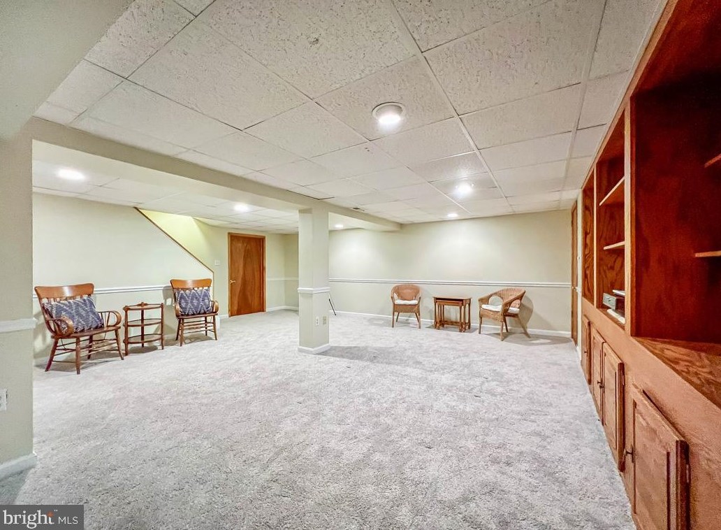 1 Autumn Dr, Upper Makefield PA  18940-1764 exterior