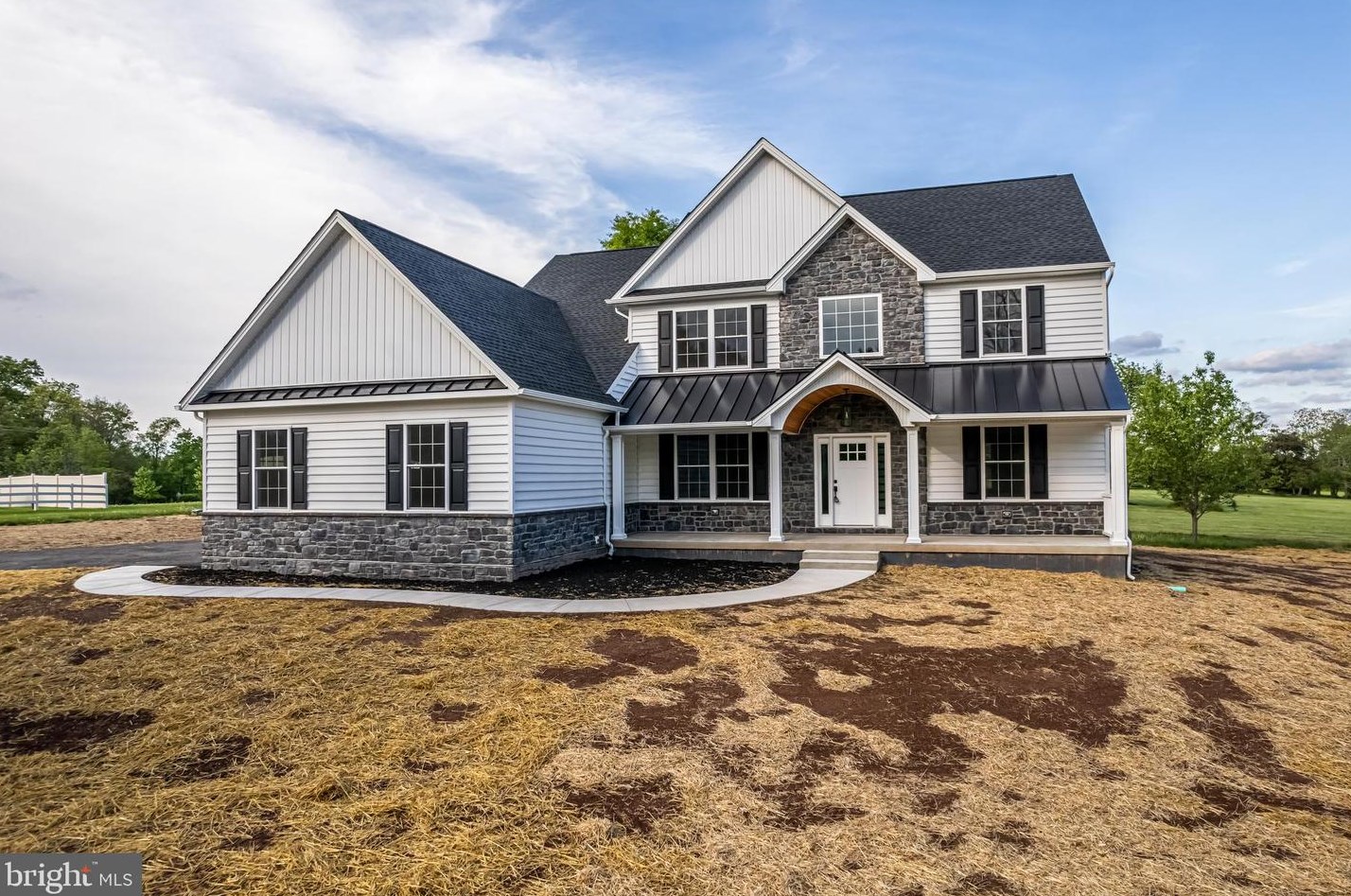690 Lonely Rd, Sellersville, PA 18960-1334