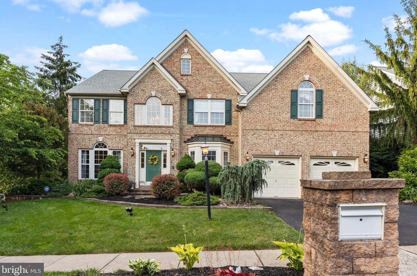 200 Beech Ln, Perkasie, PA 18944-5411