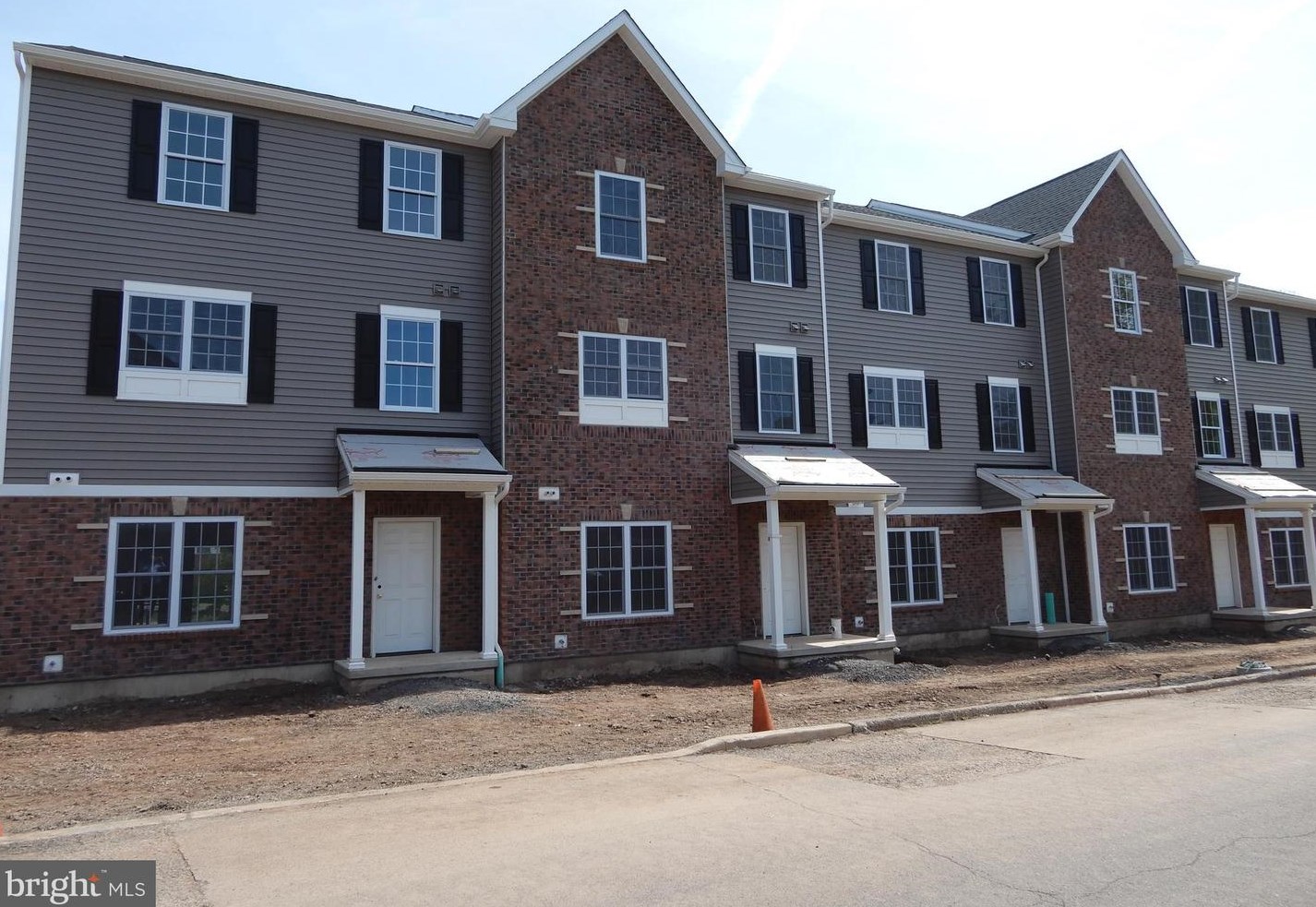 407 Spruce St, Perkasie, PA 18944-0013