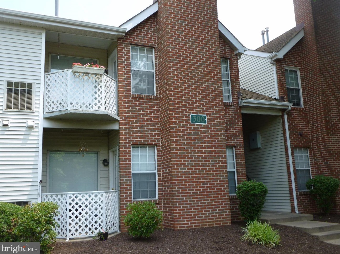302 Diamond Dr, Upper Makefield, PA 18940-2417