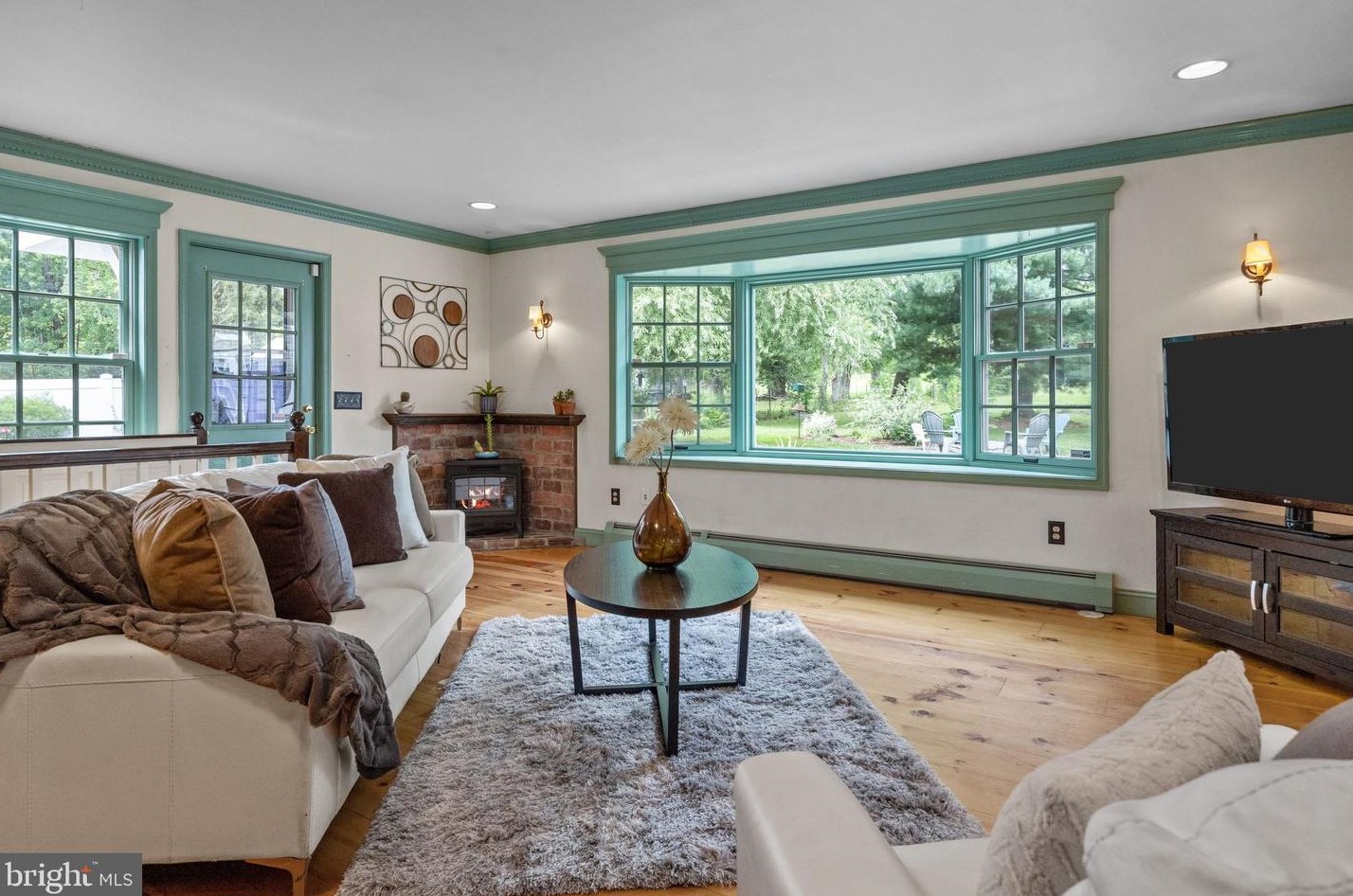 128 Stoopville Rd, Upper Makefield PA 18940-9212 exterior