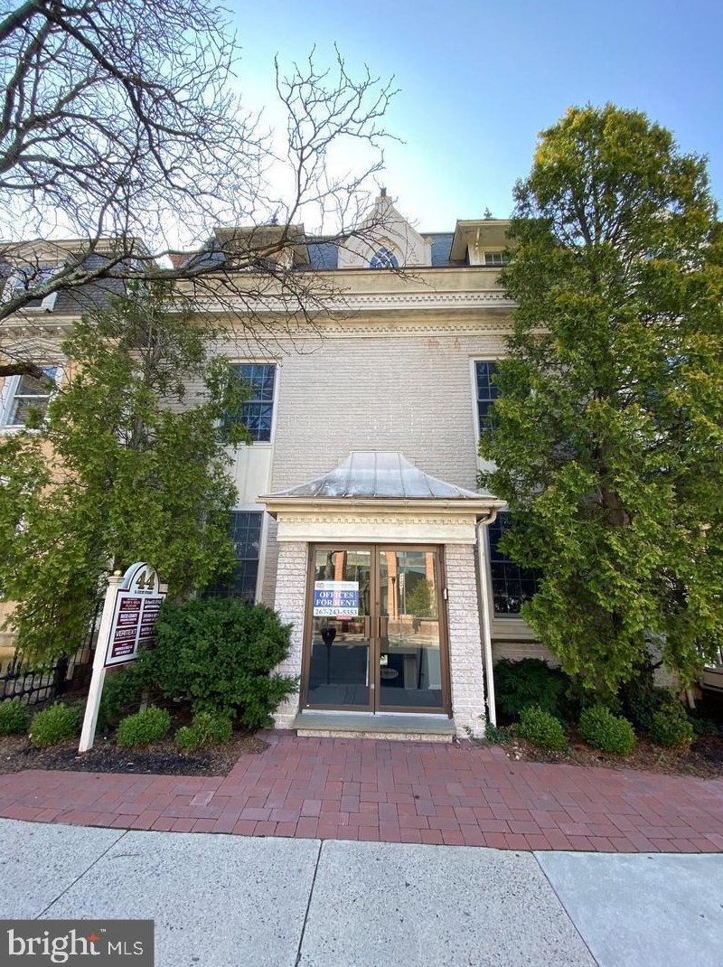 44 E Court St #2nd Floor, Gardenville, PA 18901