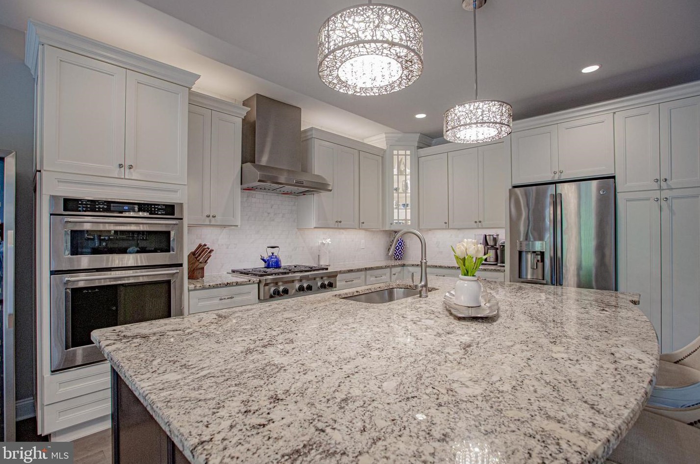 85 Elfreths Ct, Upper Makefield PA 18940-1150 exterior