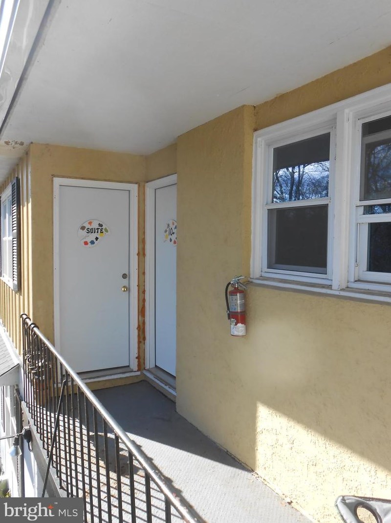 131 Main St, New Hope, PA 18938-1329