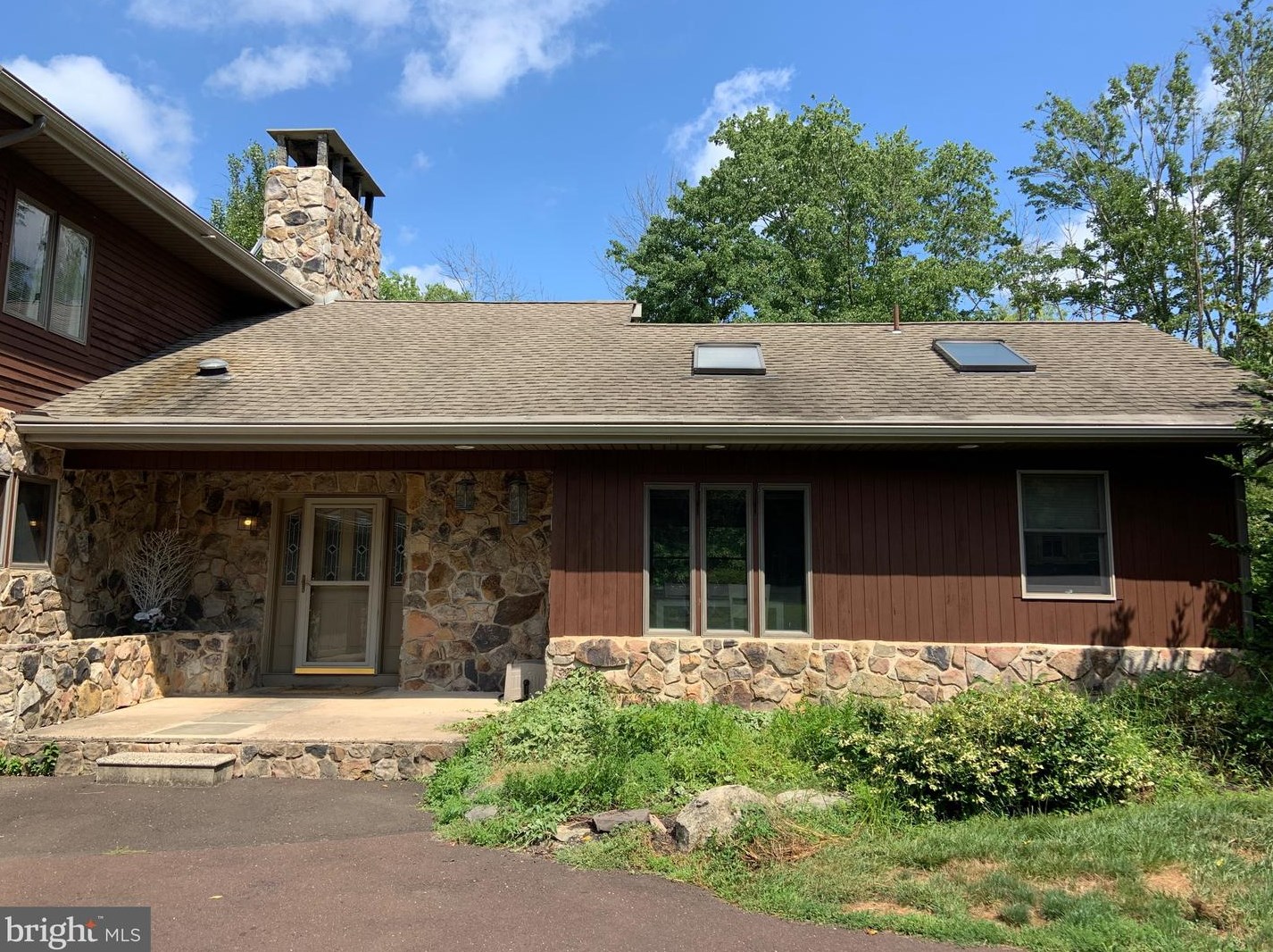 1090 Old Bethlehem Rd, Perkasie, PA 18944