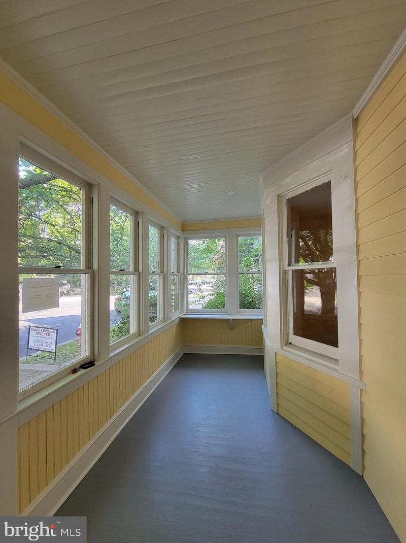 128 State St, Upper Makefield PA  18940-1926 exterior