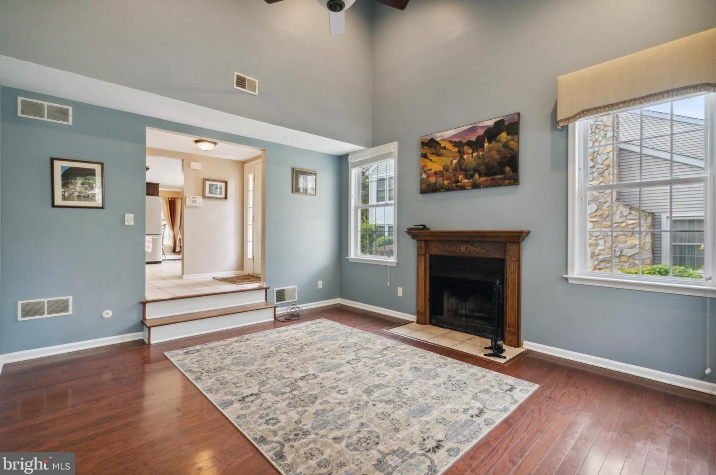 6004 Birdie Ln, Gardenville, PA