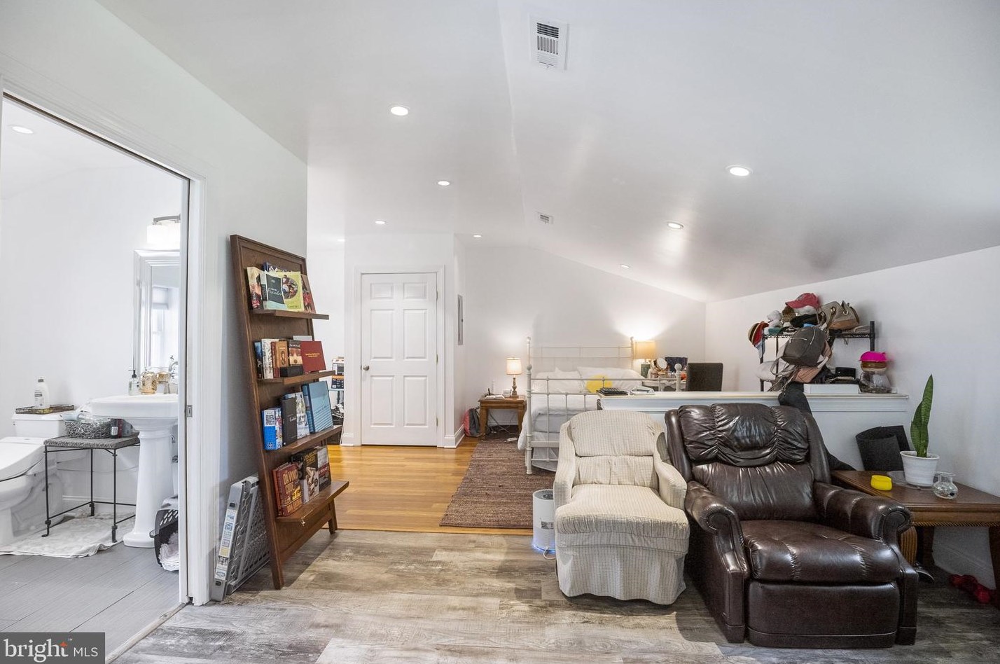 3884 Street Rd, Gardenville PA  18902-9218 exterior