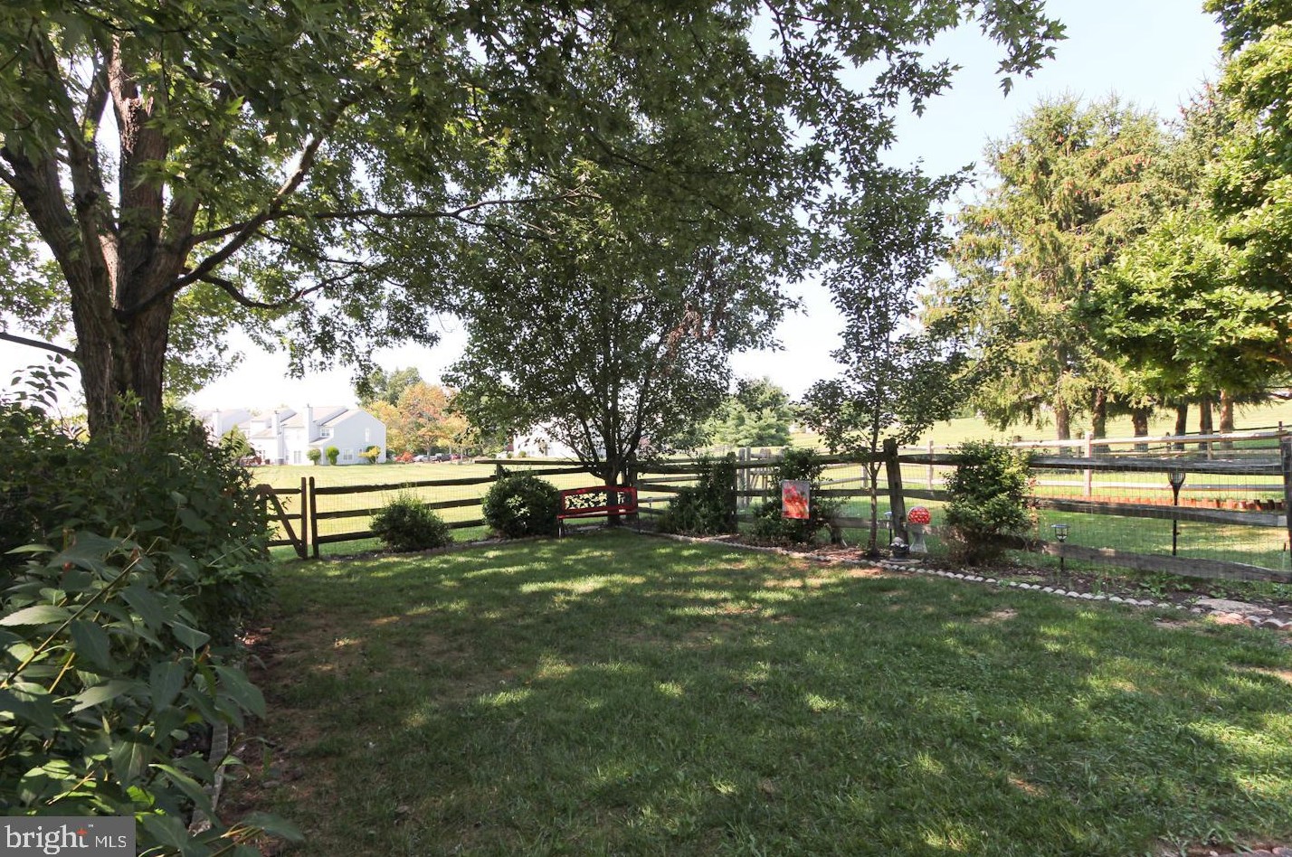 26 Parkview Way, Upper Makefield PA 18940-1138 exterior