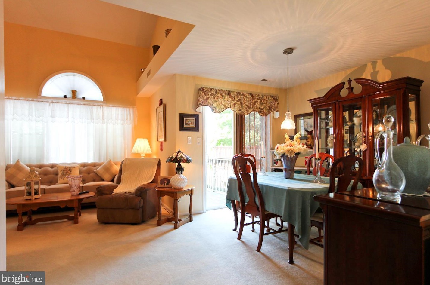 26 Parkview Way, Upper Makefield PA 18940-1138 exterior