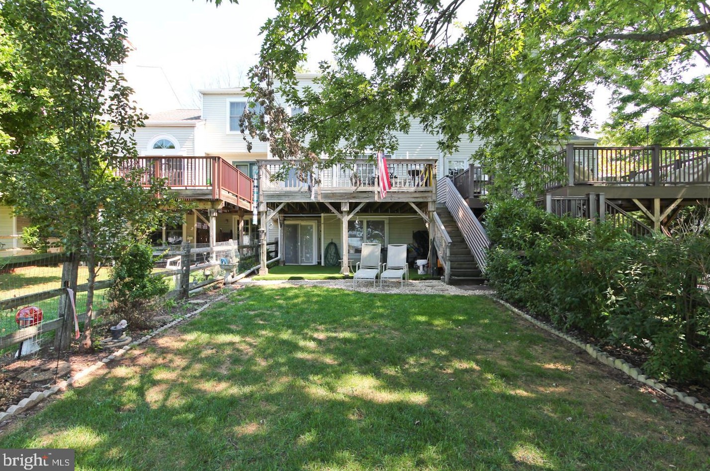 26 Parkview Way, Upper Makefield PA 18940-1138 exterior