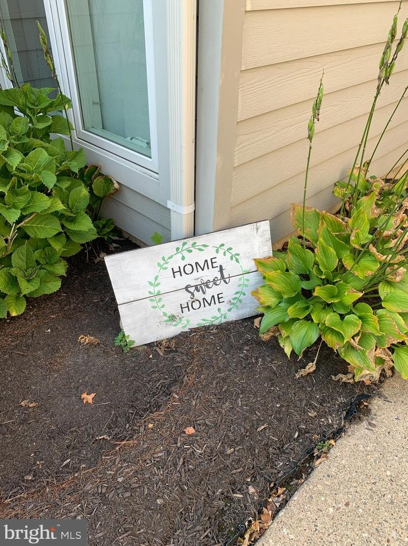 109 Westbury Ct, Gardenville, PA