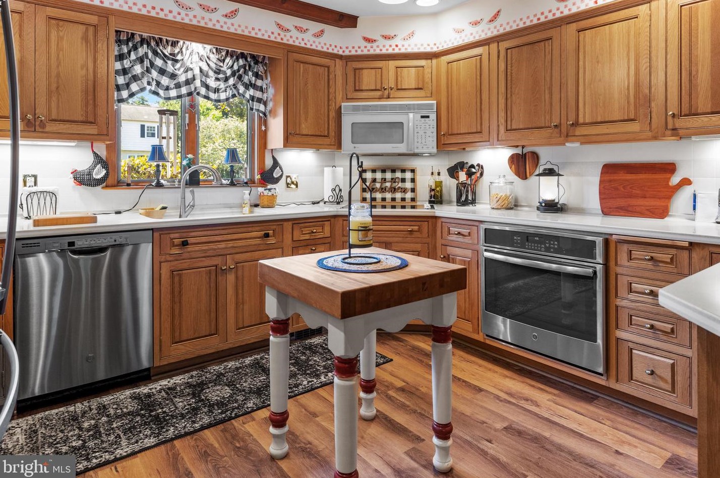 541 Lafayette St, Upper Makefield PA 18940-2133 exterior