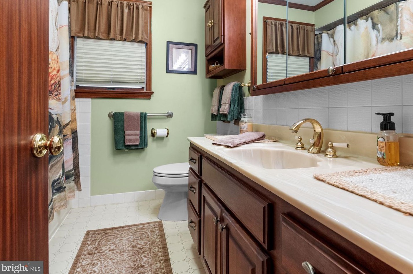 541 Lafayette St, Upper Makefield PA 18940-2133 exterior