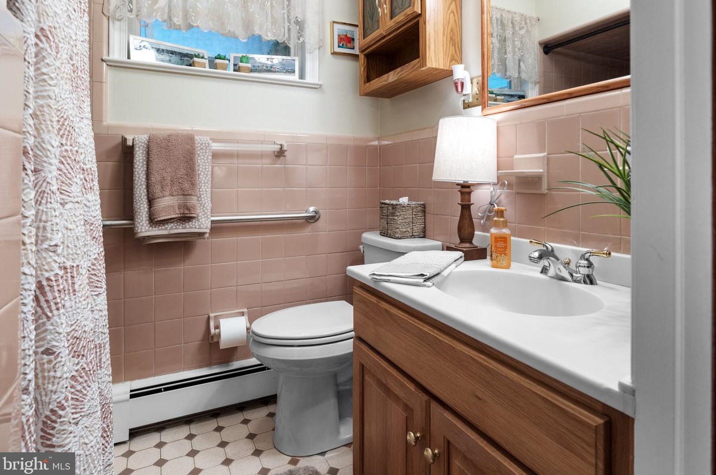 541 Lafayette St, Upper Makefield PA 18940-2133 exterior