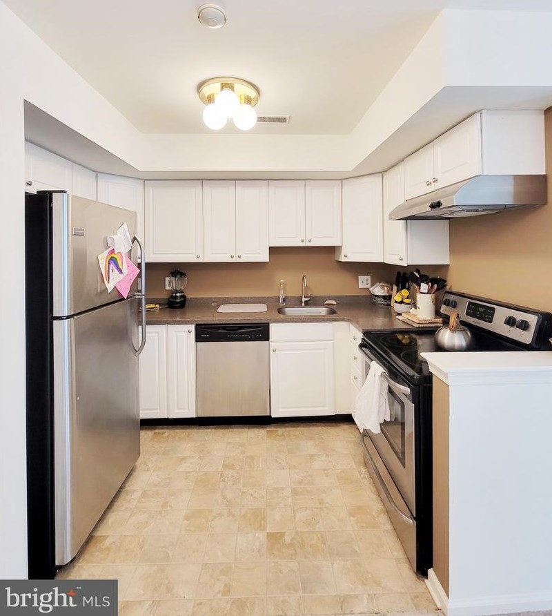 295 N Sycamore St #283, Upper Makefield, PA 18940