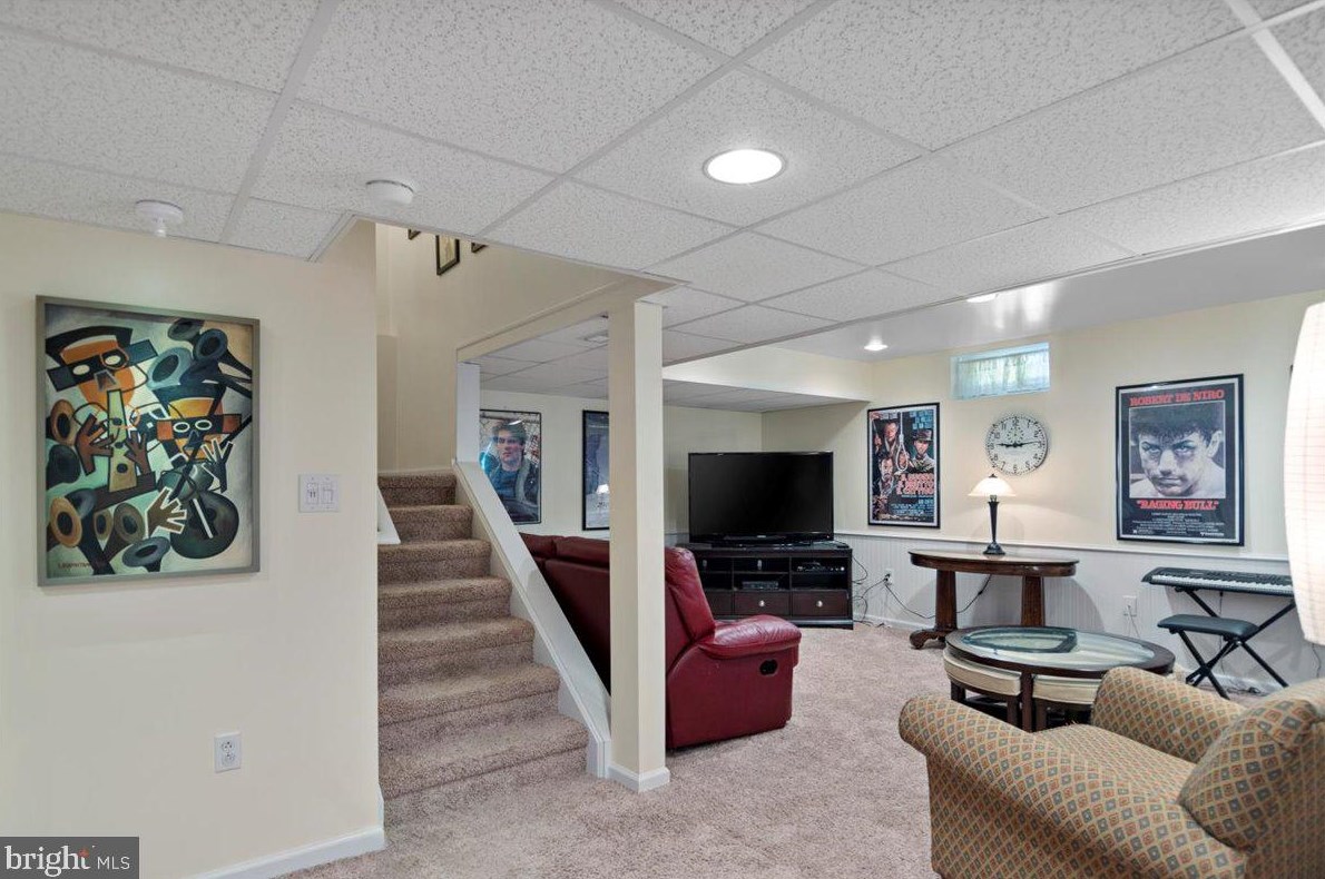 4318 Sunset Ave, Levittown PA  exterior