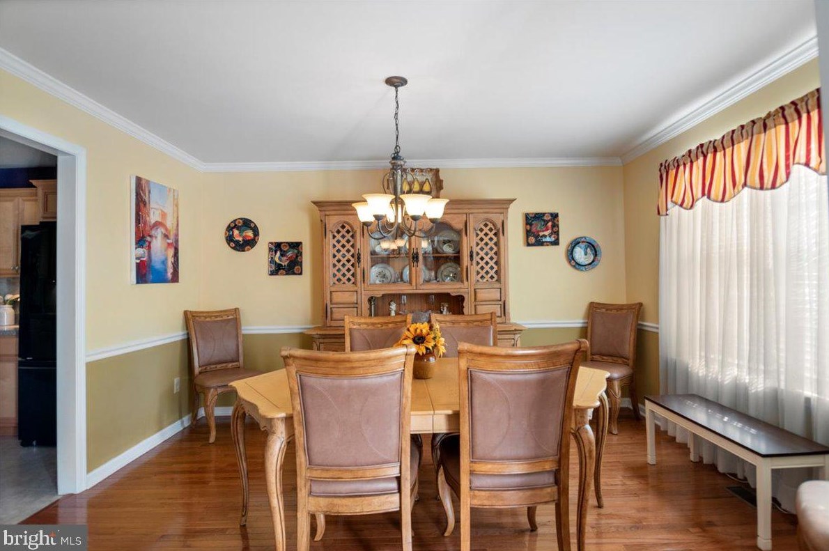 4318 Sunset Ave, Levittown PA  exterior