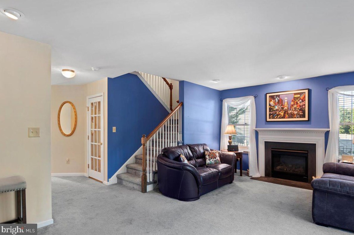 4318 Sunset Ave, Levittown PA  exterior