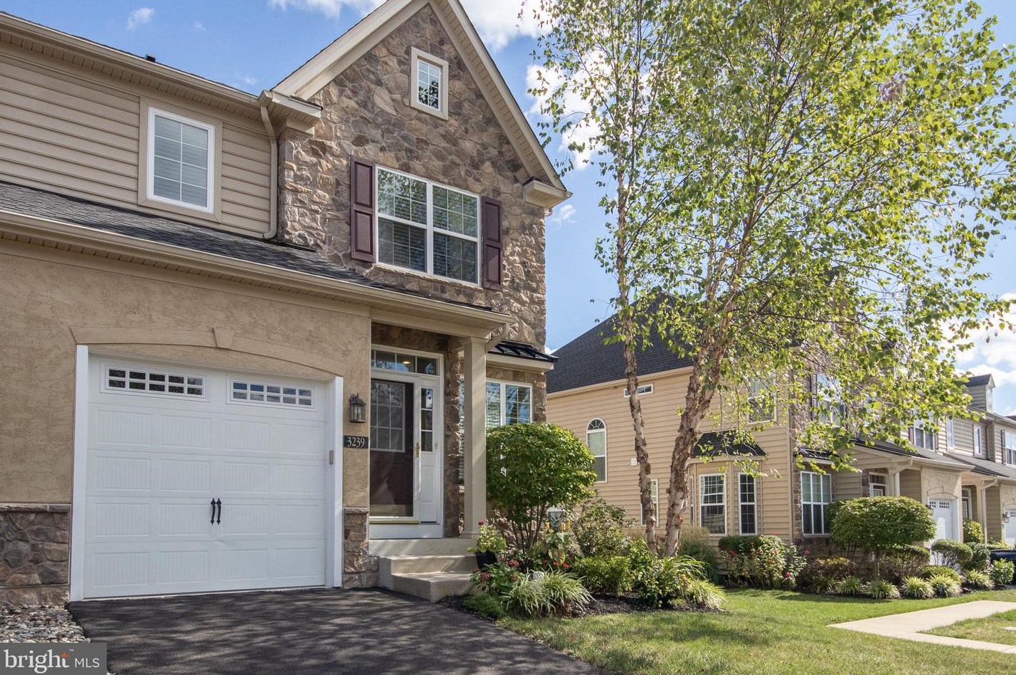 3239 Brookside Dr, Furlong, PA 18925-1222
