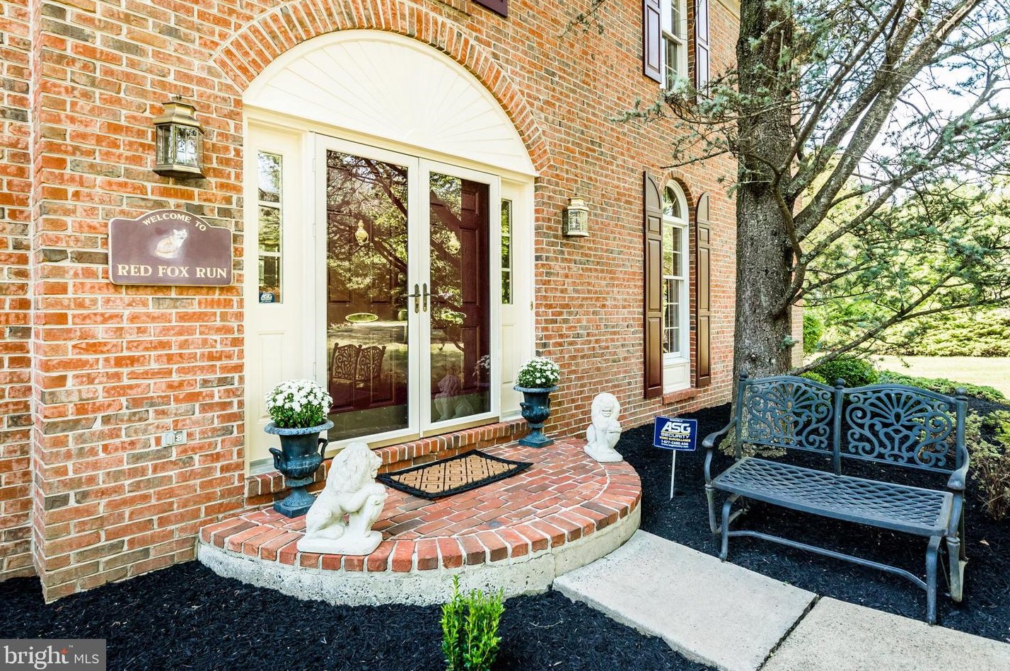 3735 Morrison Way, Gardenville, PA