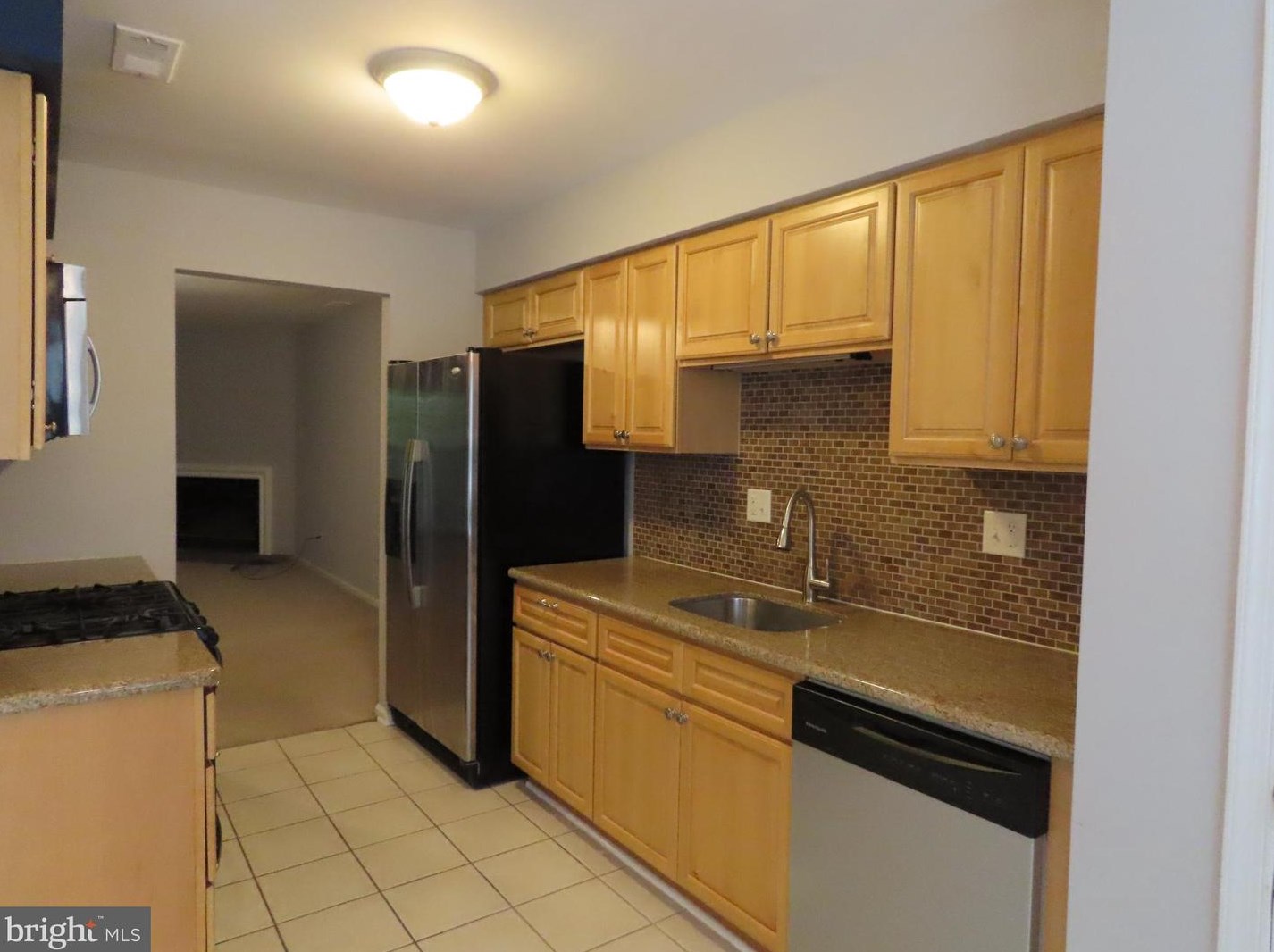 16 Fair Oaks Ct, Upper Makefield PA  18940-2337 exterior