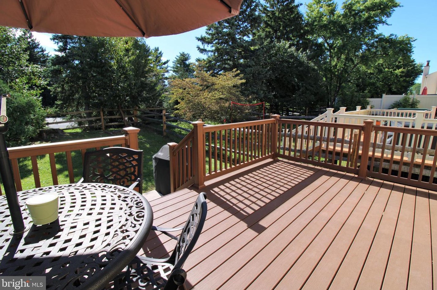 221 Parkview Way, Upper Makefield PA 18940-1138 exterior