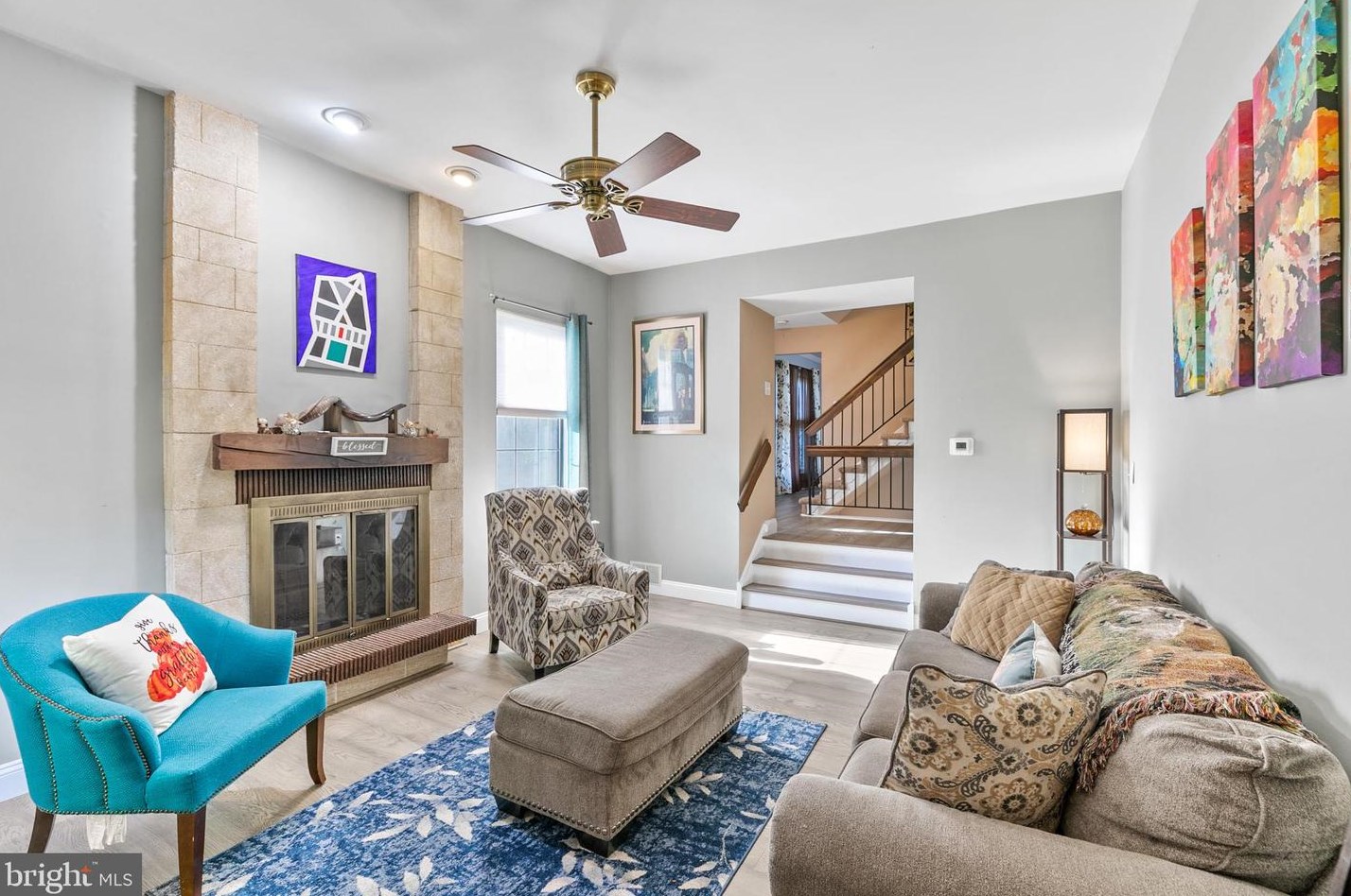 221 Parkview Way, Upper Makefield PA 18940-1138 exterior