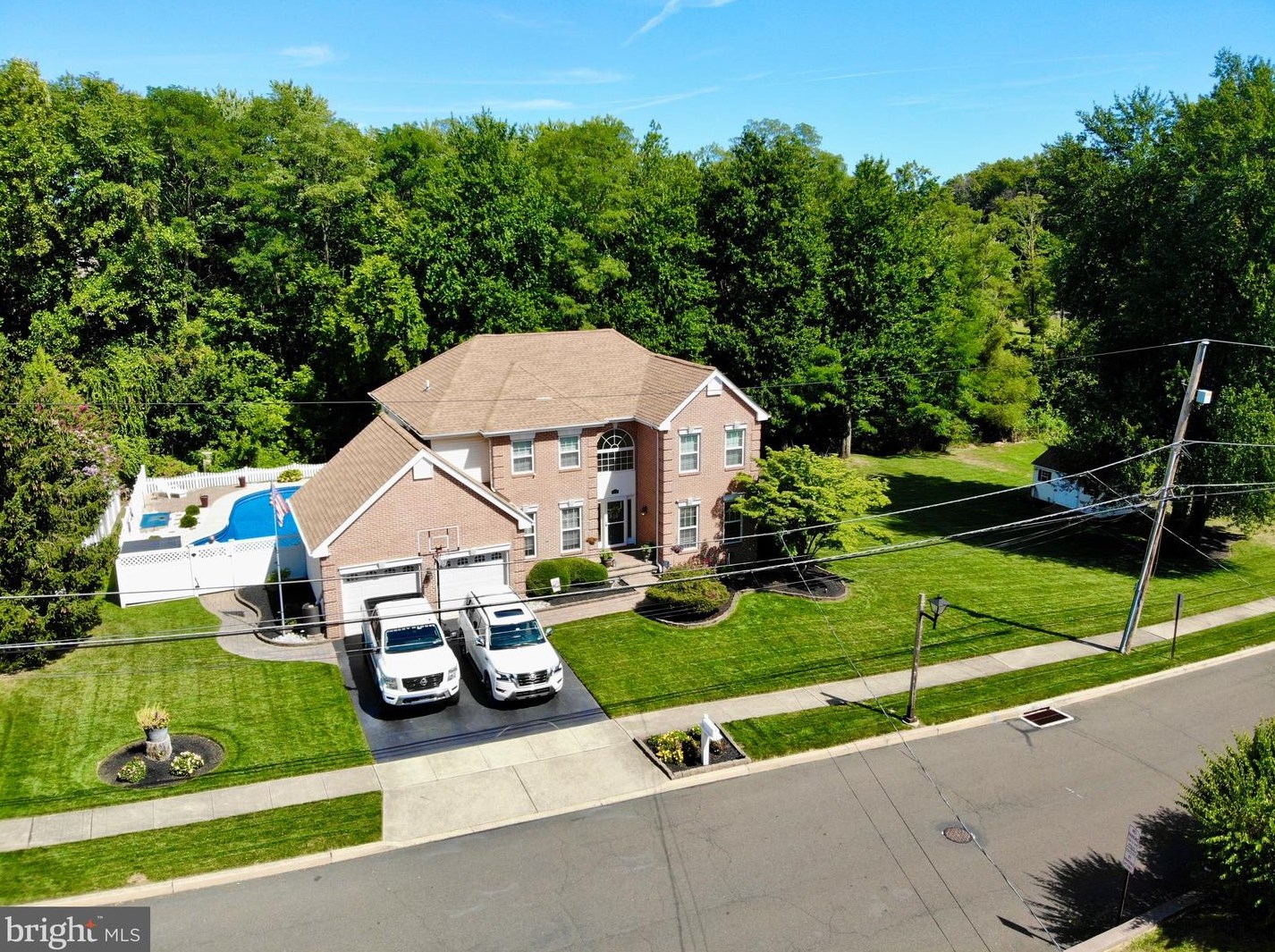 675 Fairhill Ave, Langhorne, PA 19047-3156