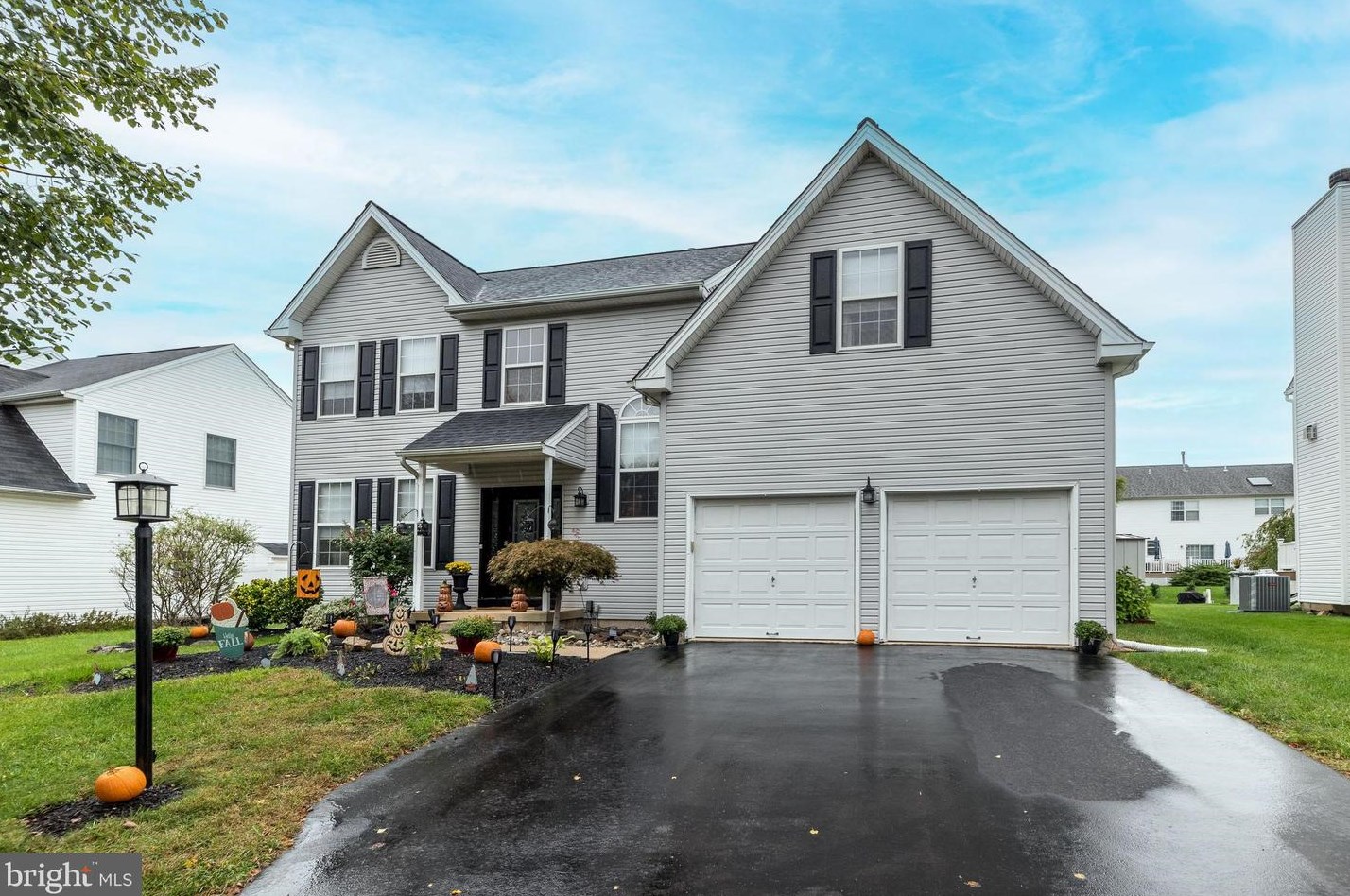 308 Fox Ln, Perkasie, PA 18944-5415