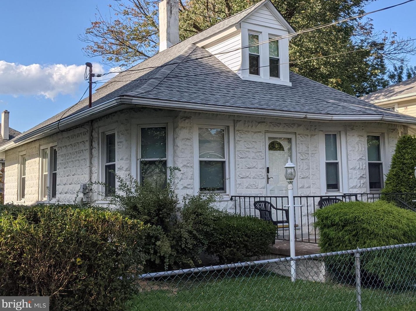 101 Decatur St, Gardenville, PA