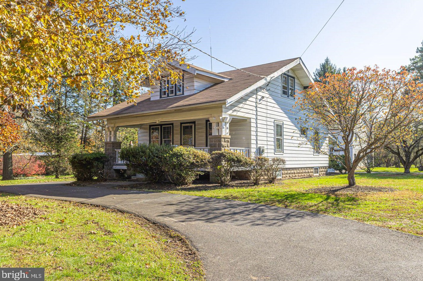 1525 Yardley Newtown Rd, Yardley, PA 19067