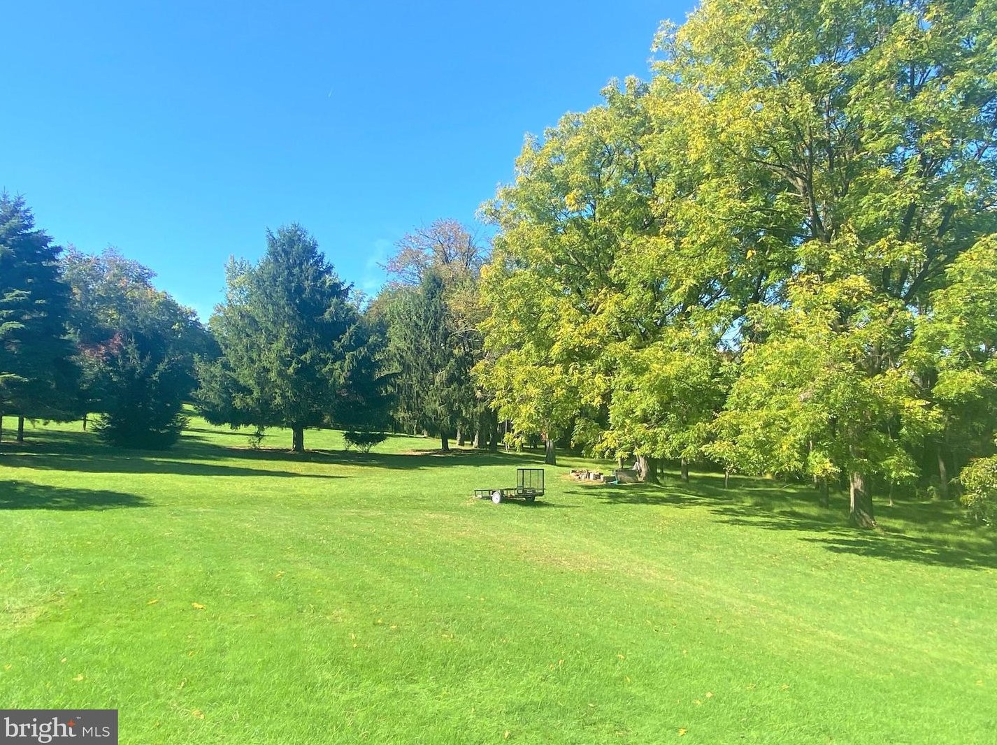 2984 Gallows Hill Rd, Riegelsville, PA 18077-9523