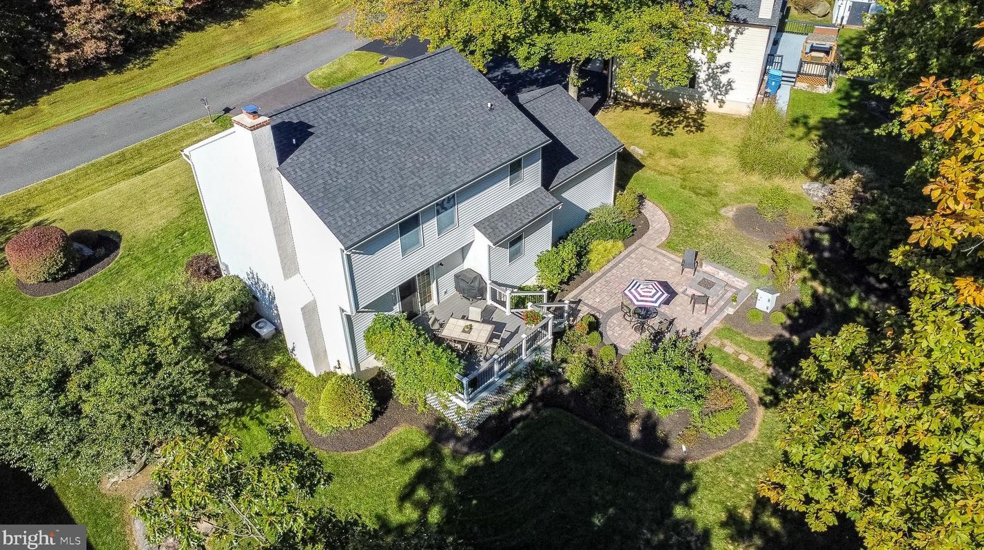 58 Ridge Run Rd, Sellersville, PA 18960-1968
