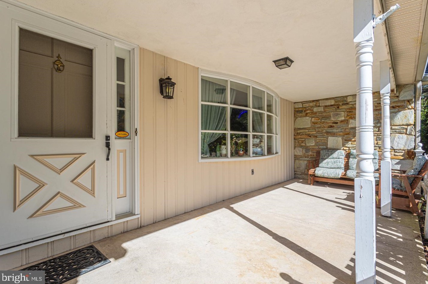 280 Casey Cir, Huntingdon Valley, PA 19006