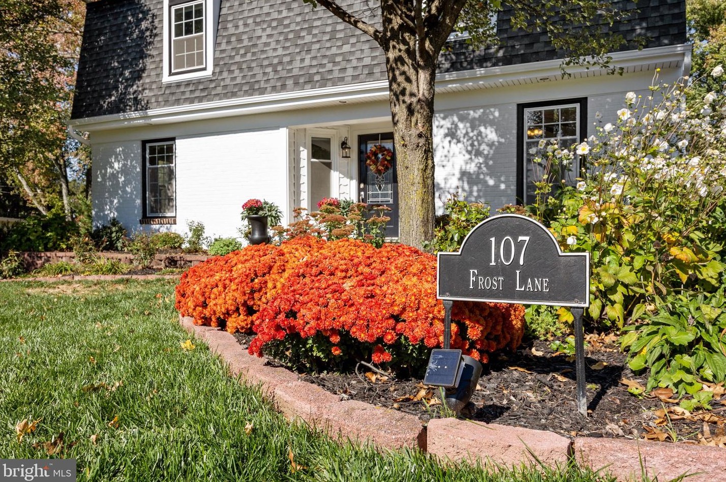 107 Frost Ln, Upper Makefield PA 18940-2010 exterior