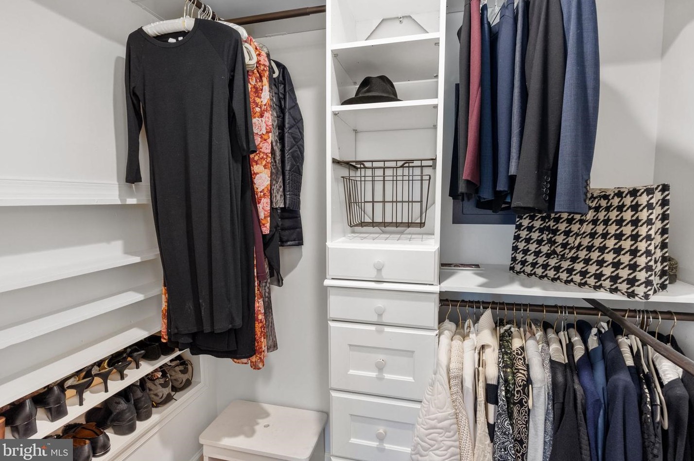 107 Frost Ln, Upper Makefield PA 18940-2010 exterior