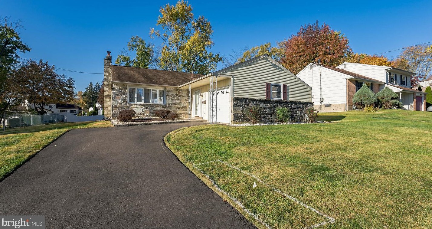 338 Hogeland Rd, Southampton, PA 18966