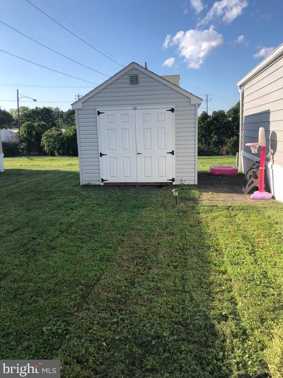 2208 Blair Dr, Yardley, PA 19067