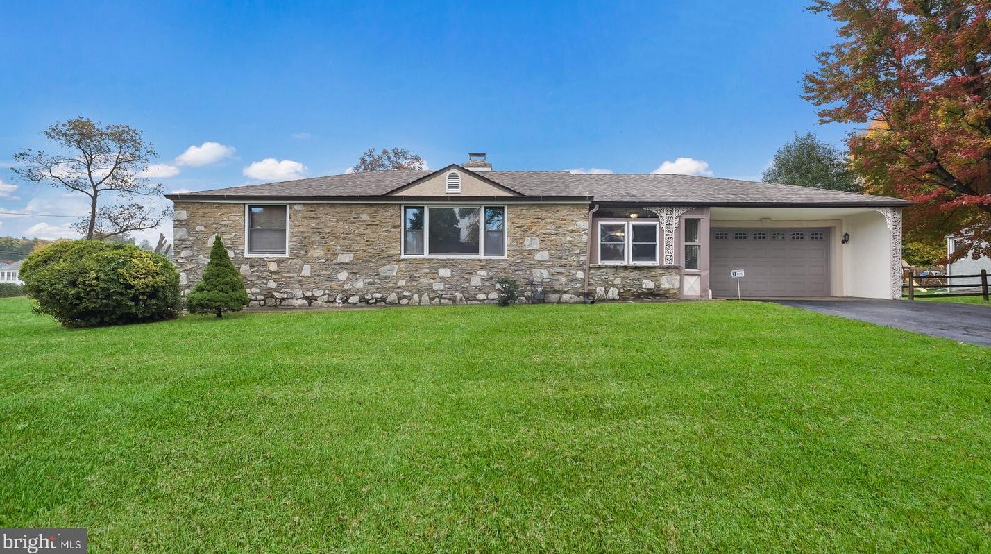 120 S Westview Ave, Langhorne, PA 19053