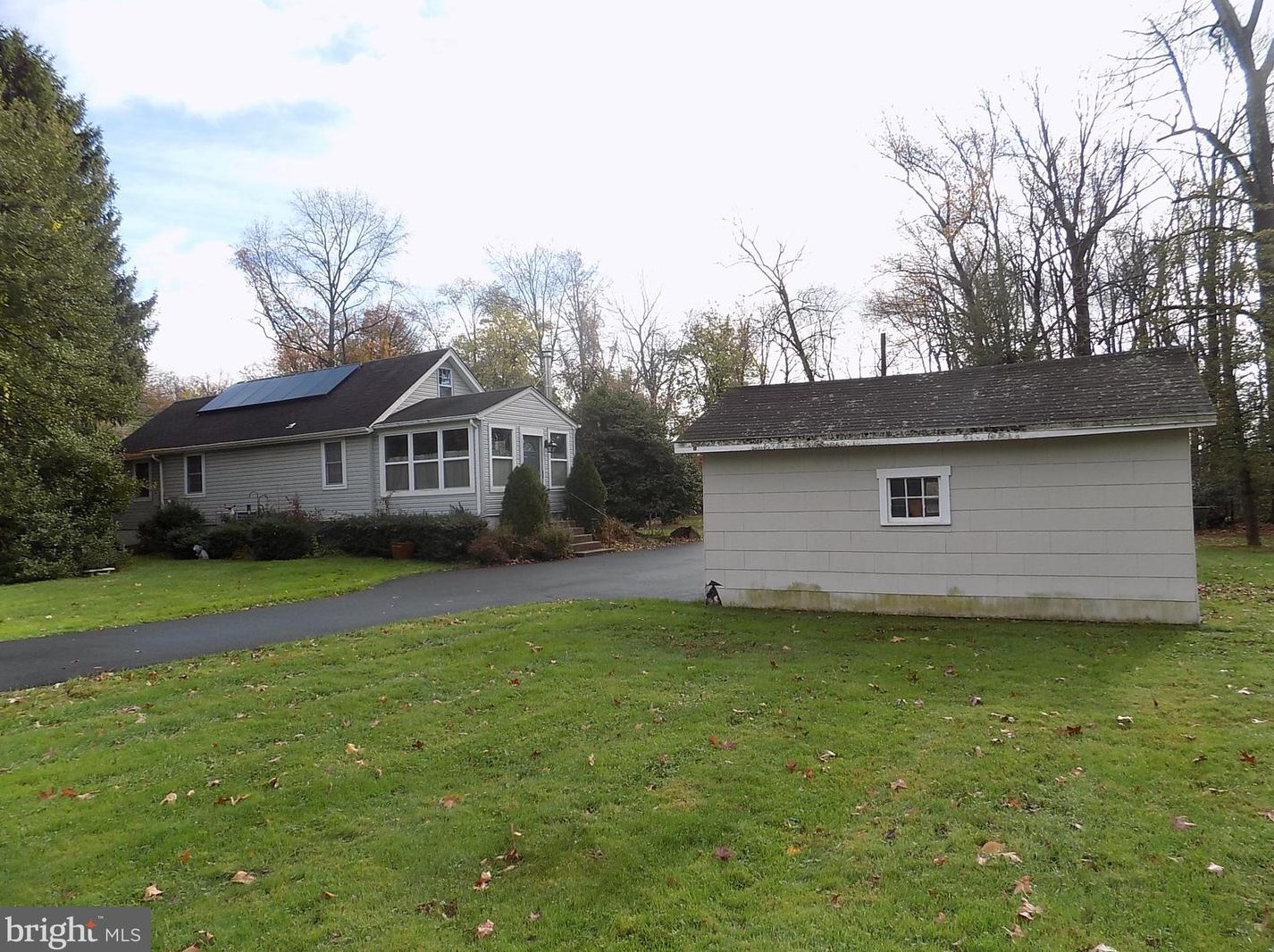 300 W Ferry Rd, Yardley, PA 19067